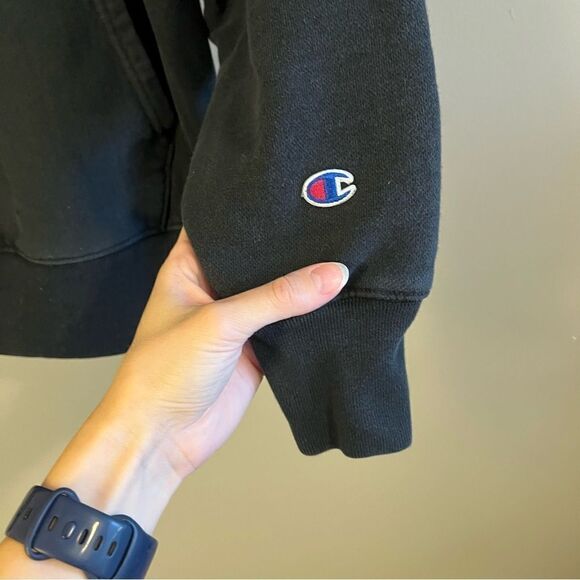 ✨ Champion Disney Black Mickey Mouse Embroidered Hoodie Small - Picture 4 of 11